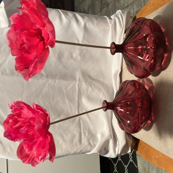 New. IKEA. 2 pc set of Jeanie style raspberry- rosey red glass vases can be - Picture 9 of 13